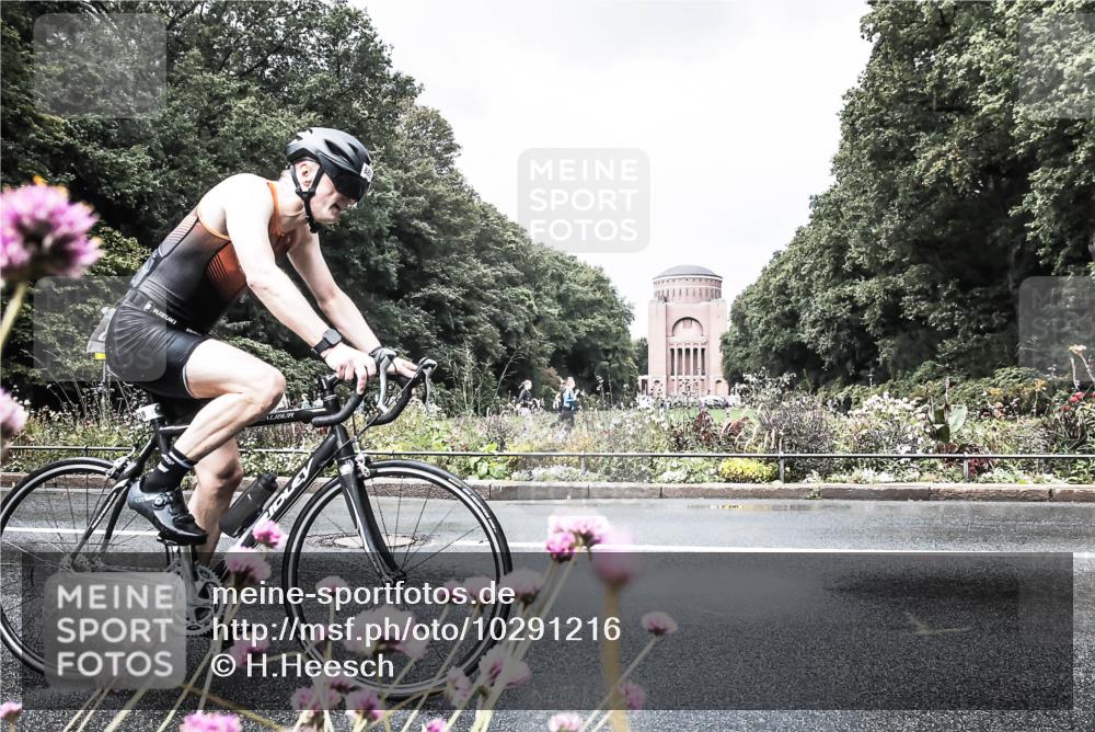 13.09.2026 - Stadtparktriathlon H.Heesch http://msf.ph/oto/10291216 13.09.2026 11:58:39 Radfahren 877, 888, 894 meine-sportfotos.de