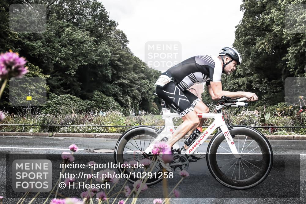 13.09.2026 - Stadtparktriathlon H.Heesch http://msf.ph/oto/10291258 13.09.2026 11:59:05 Radfahren 903, 998, 1007, 1024 meine-sportfotos.de