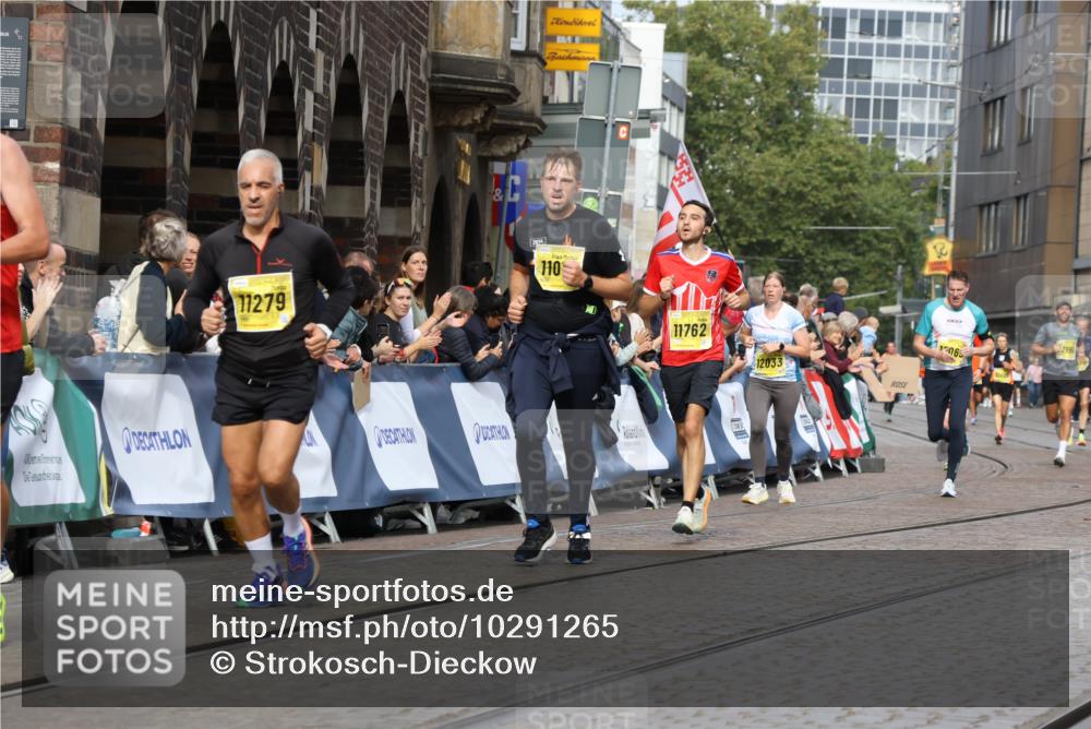 13.09.2026 - 21. swb-Marathon Bremen Strokosch-Dieckow http://msf.ph/oto/10291265 13.09.2026 10:45:54 Ziel 10318, 10352, 10464, 10536, 10541, 10583, 10987, 11063, 11088, 11209, 11232, 11478, 11559, 11749, 11835, 11845, 12087, 12290, 12355, 12534, 13532, 13628, 10447, 10992, 11956, 12556, 12557, 13529, 13612 meine-sportfotos.de