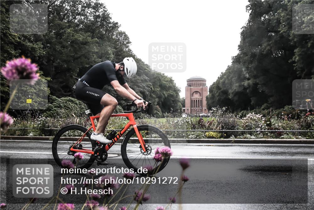 13.09.2026 - Stadtparktriathlon H.Heesch http://msf.ph/oto/10291272 13.09.2026 13:07:40 Radfahren 1264, 1341, 1379 meine-sportfotos.de