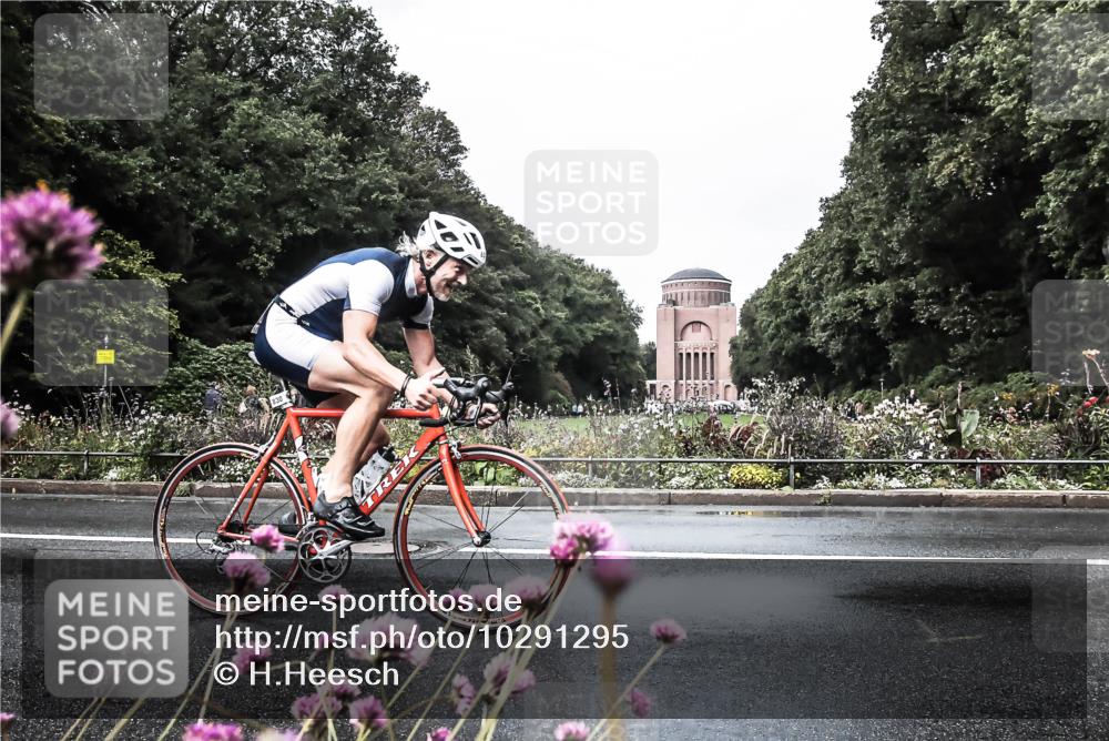 13.09.2026 - Stadtparktriathlon H.Heesch http://msf.ph/oto/10291295 13.09.2026 11:59:28 Radfahren 830, 1035 meine-sportfotos.de