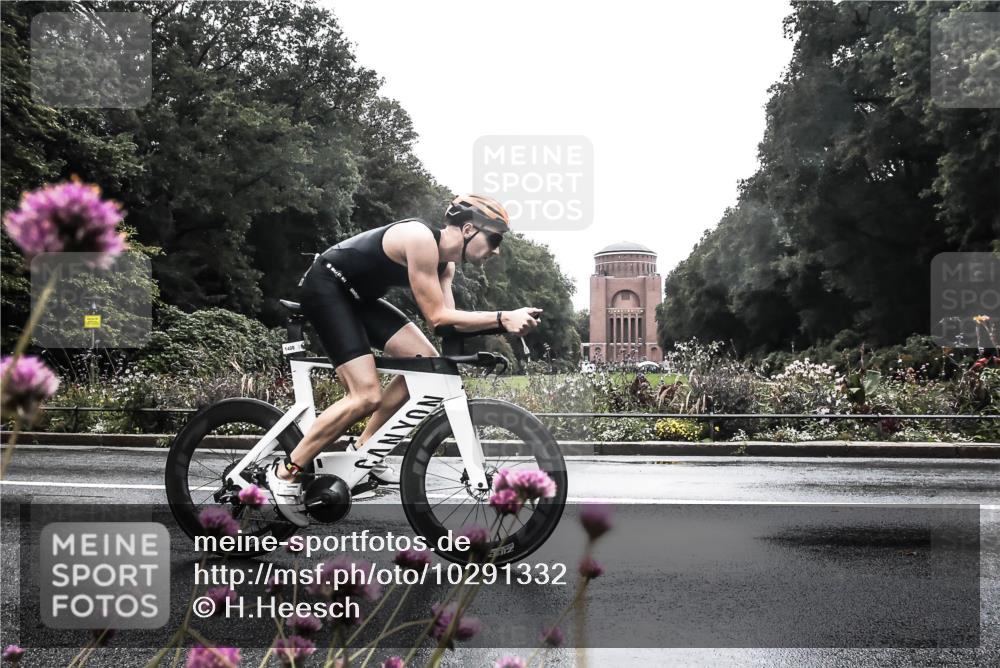 13.09.2026 - Stadtparktriathlon H.Heesch http://msf.ph/oto/10291332 13.09.2026 13:07:56 Radfahren 1221, 1400 meine-sportfotos.de