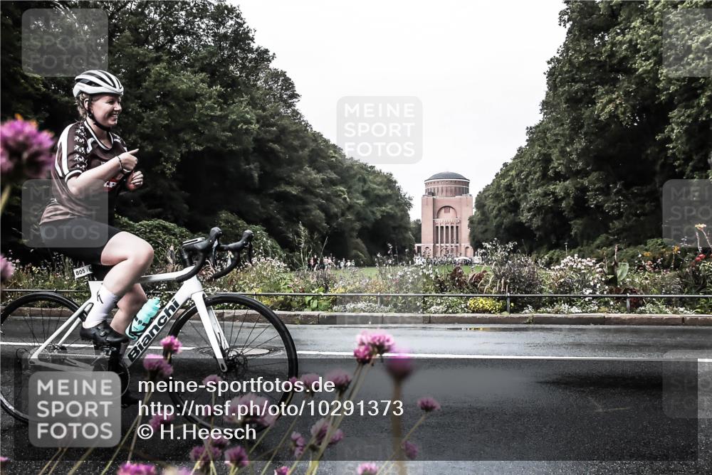 13.09.2026 - Stadtparktriathlon H.Heesch http://msf.ph/oto/10291373 13.09.2026 11:59:49 Radfahren 805, 986, 1026, 1055 meine-sportfotos.de