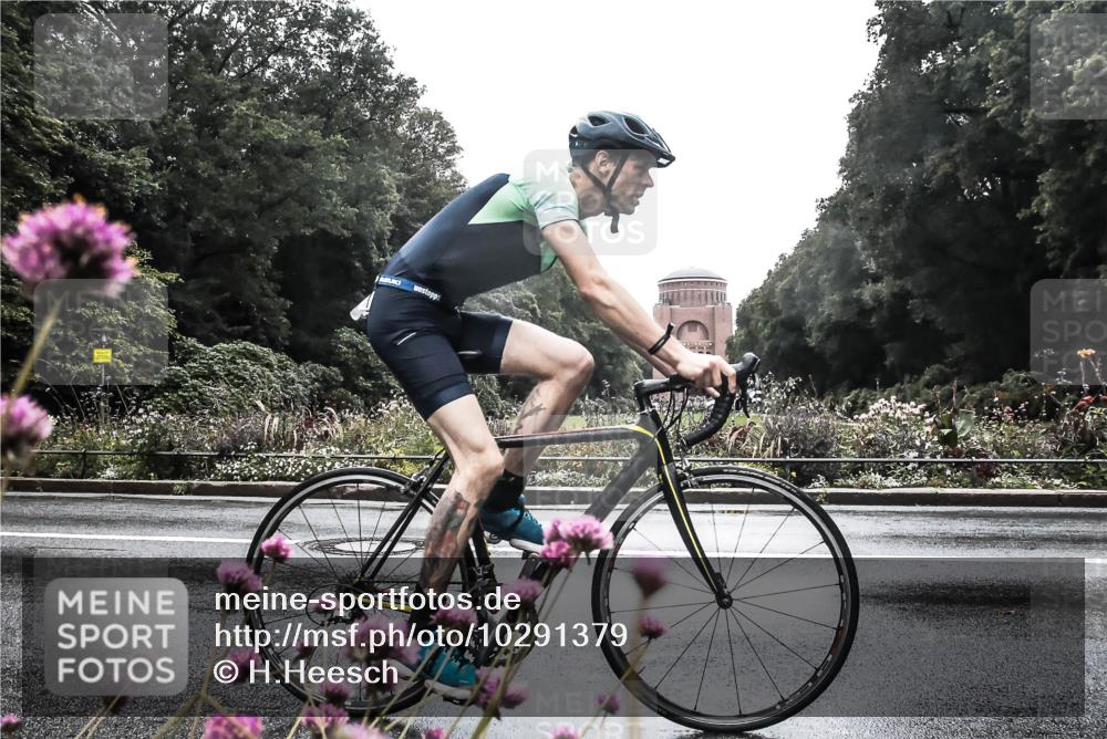 13.09.2026 - Stadtparktriathlon H.Heesch http://msf.ph/oto/10291379 13.09.2026 13:08:14 Radfahren 1228, 1282, 1285, 1307, 1422 meine-sportfotos.de