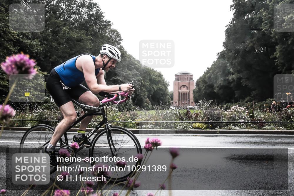 13.09.2026 - Stadtparktriathlon H.Heesch http://msf.ph/oto/10291389 13.09.2026 13:08:17 Radfahren 1228, 1285, 1422 meine-sportfotos.de