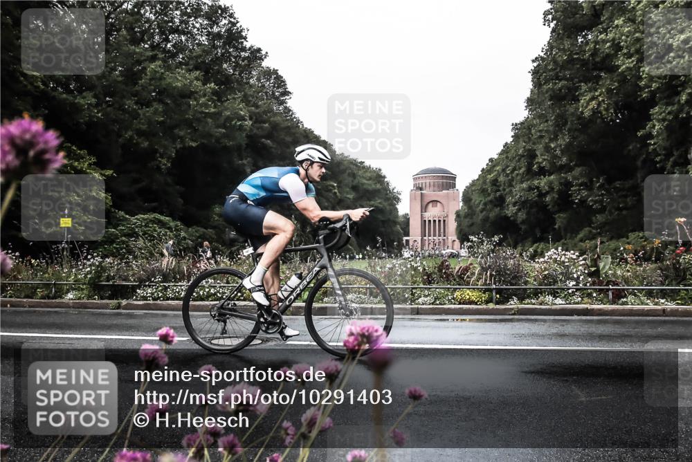 13.09.2026 - Stadtparktriathlon H.Heesch http://msf.ph/oto/10291403 13.09.2026 11:59:57 Radfahren 751, 895, 1011, 1067 meine-sportfotos.de