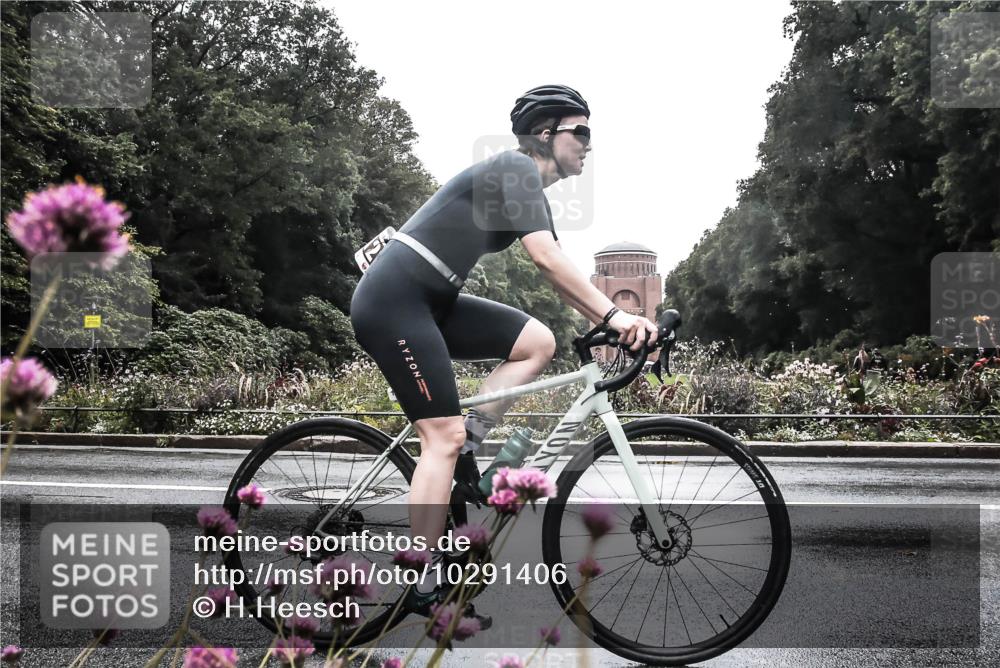 13.09.2026 - Stadtparktriathlon H.Heesch http://msf.ph/oto/10291406 13.09.2026 13:08:23 Radfahren 1330, 1412 meine-sportfotos.de