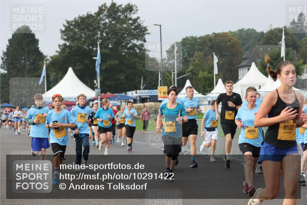 13.09.2026 - Kiel Lauf Andreas Tolksdorf http://msf.ph/oto/10291422 13.09.2026 09:25:12 Kiellinie 1023, 3954, 8191, 10555, 6599, 9323, 1081, 8808, 8532 meine-sportfotos.de