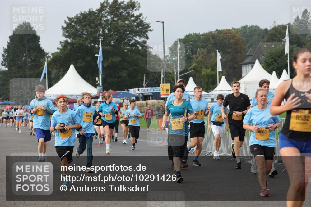 13.09.2026 - Kiel Lauf Andreas Tolksdorf http://msf.ph/oto/10291426 13.09.2026 09:25:13 Kiellinie 10, 3954, 8191, 11246, 6599, 8416, 9323, 8808, 8532 meine-sportfotos.de