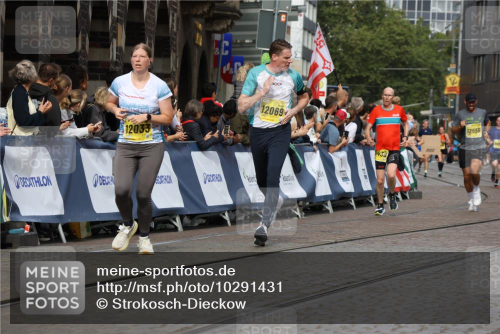 13.09.2026 - 21. swb-Marathon Bremen Strokosch-Dieckow http://msf.ph/oto/10291431 13.09.2026 10:45:58 Ziel 10352, 10464, 10536, 10541, 10583, 10987, 11015, 11063, 11088, 11209, 11232, 11279, 11559, 11749, 11762, 11845, 12087, 12290, 12355, 13532, 13595, 13628, 10447, 10992, 11925, 11956, 13529, 13609, 13612, 13640 meine-sportfotos.de