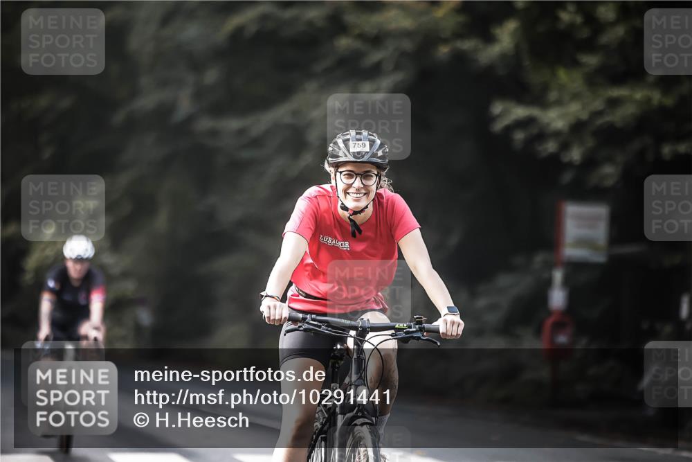 13.09.2026 - Stadtparktriathlon H.Heesch http://msf.ph/oto/10291441 13.09.2026 11:25:22 Radfahren 759, 794, 803 meine-sportfotos.de