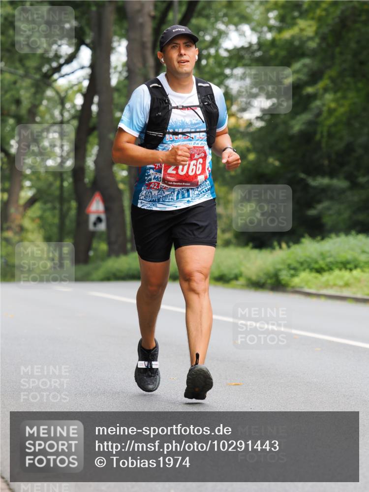 13.09.2026 - 21. swb-Marathon Bremen TobiasT http://msf.ph/oto/10291443 13.09.2026 12:34:51 Laufen 2, 066 meine-sportfotos.de
