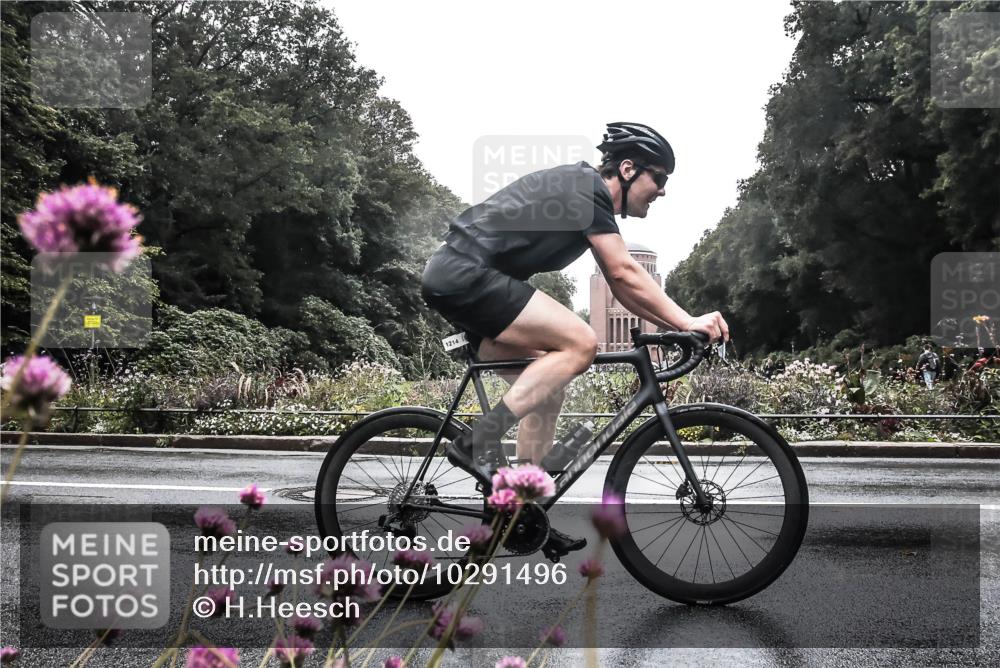 13.09.2026 - Stadtparktriathlon H.Heesch http://msf.ph/oto/10291496 13.09.2026 13:08:41 Radfahren 1212, 1214, 1237, 1239, 1294 meine-sportfotos.de