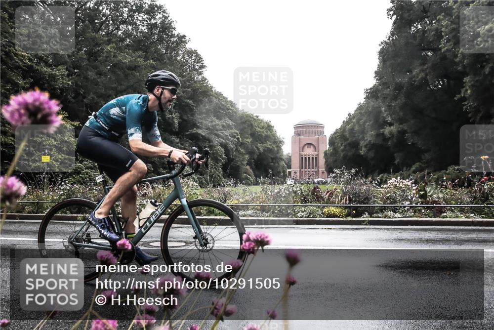 13.09.2026 - Stadtparktriathlon H.Heesch http://msf.ph/oto/10291505 13.09.2026 13:08:49 Radfahren 1162, 1298, 1370 meine-sportfotos.de
