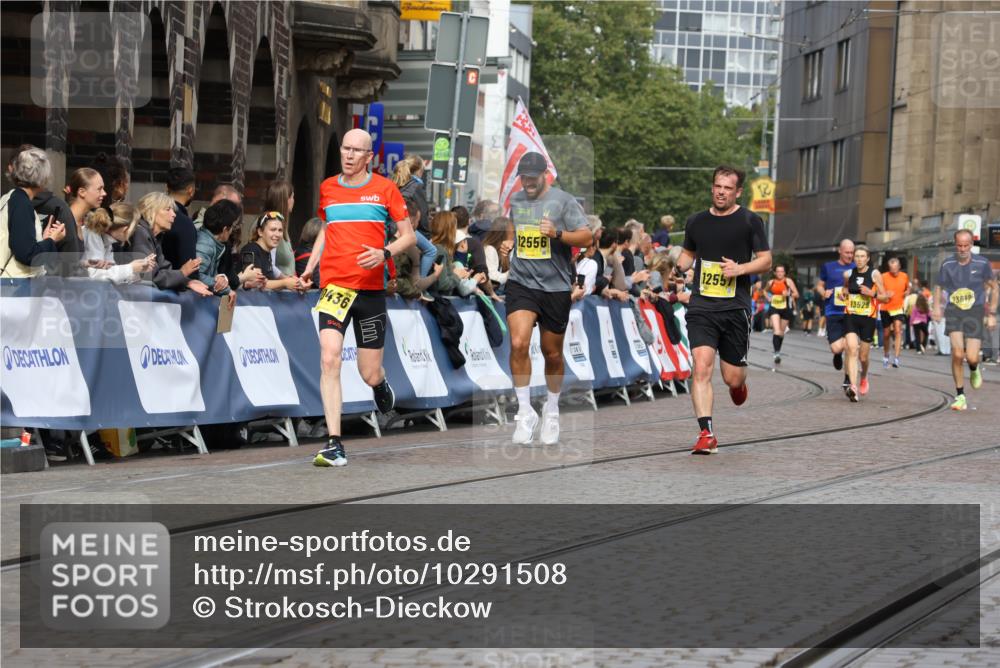 13.09.2026 - 21. swb-Marathon Bremen Strokosch-Dieckow http://msf.ph/oto/10291508 13.09.2026 10:46:02 Ziel 10464, 10541, 10583, 10987, 11015, 11063, 11279, 11559, 11762, 11845, 12033, 12069, 12087, 12290, 12355, 13532, 13595, 13628, 10447, 10992, 11706, 11925, 11926, 13529, 13609, 13640 meine-sportfotos.de