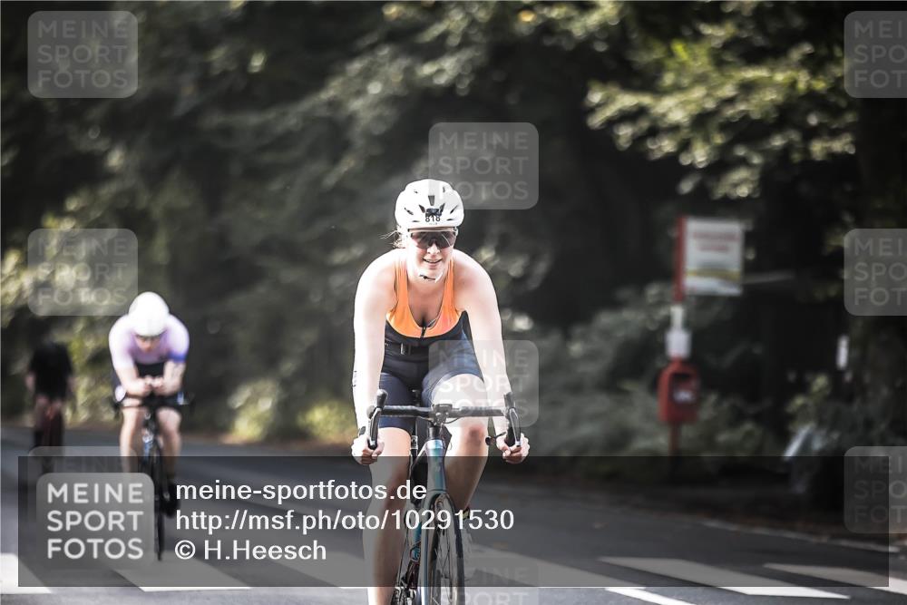 13.09.2026 - Stadtparktriathlon H.Heesch http://msf.ph/oto/10291530 13.09.2026 11:25:33 Radfahren 593, 625, 683, 766, 771, 818 meine-sportfotos.de