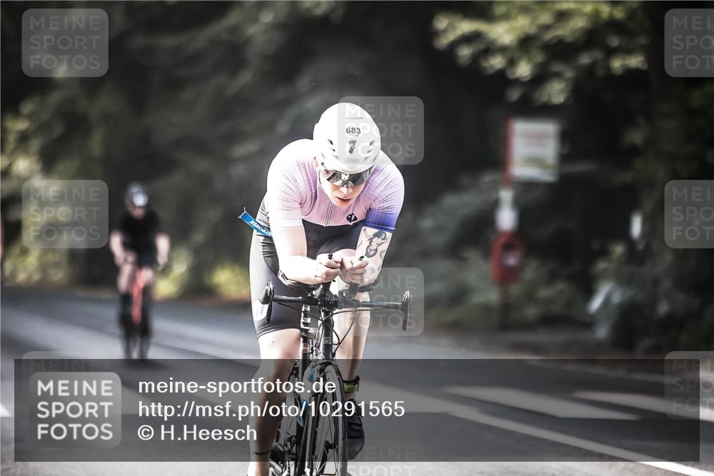 13.09.2026 - Stadtparktriathlon H.Heesch http://msf.ph/oto/10291565 13.09.2026 11:25:34 Radfahren 593, 625, 683, 766, 771, 818 meine-sportfotos.de