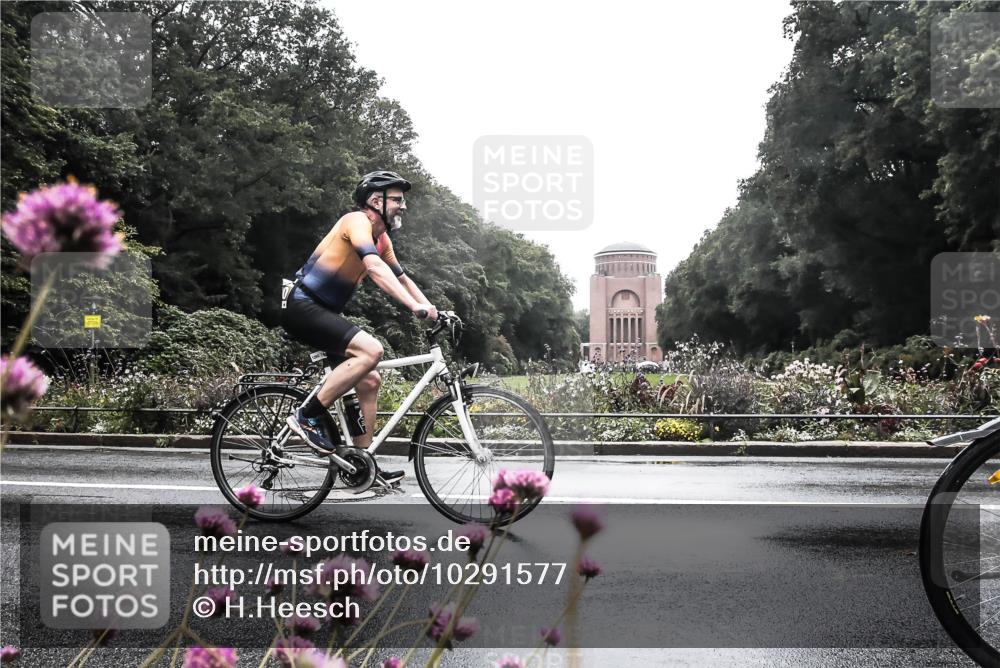 13.09.2026 - Stadtparktriathlon H.Heesch http://msf.ph/oto/10291577 13.09.2026 13:09:13 Radfahren 1290, 1350 meine-sportfotos.de