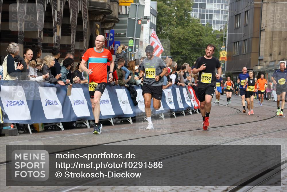 13.09.2026 - 21. swb-Marathon Bremen Strokosch-Dieckow http://msf.ph/oto/10291586 13.09.2026 10:46:02 Ziel 10464, 10541, 10583, 10987, 11015, 11063, 11279, 11559, 11762, 11845, 12033, 12069, 12087, 12290, 12355, 13532, 13595, 13628, 10447, 10992, 11706, 11925, 11926, 13529, 13609, 13640 meine-sportfotos.de