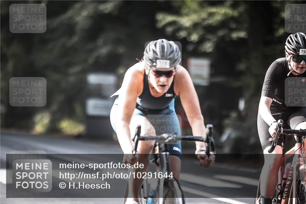 13.09.2026 - Stadtparktriathlon H.Heesch http://msf.ph/oto/10291644 13.09.2026 11:25:36 Radfahren 593, 625, 683, 766, 771, 818 meine-sportfotos.de