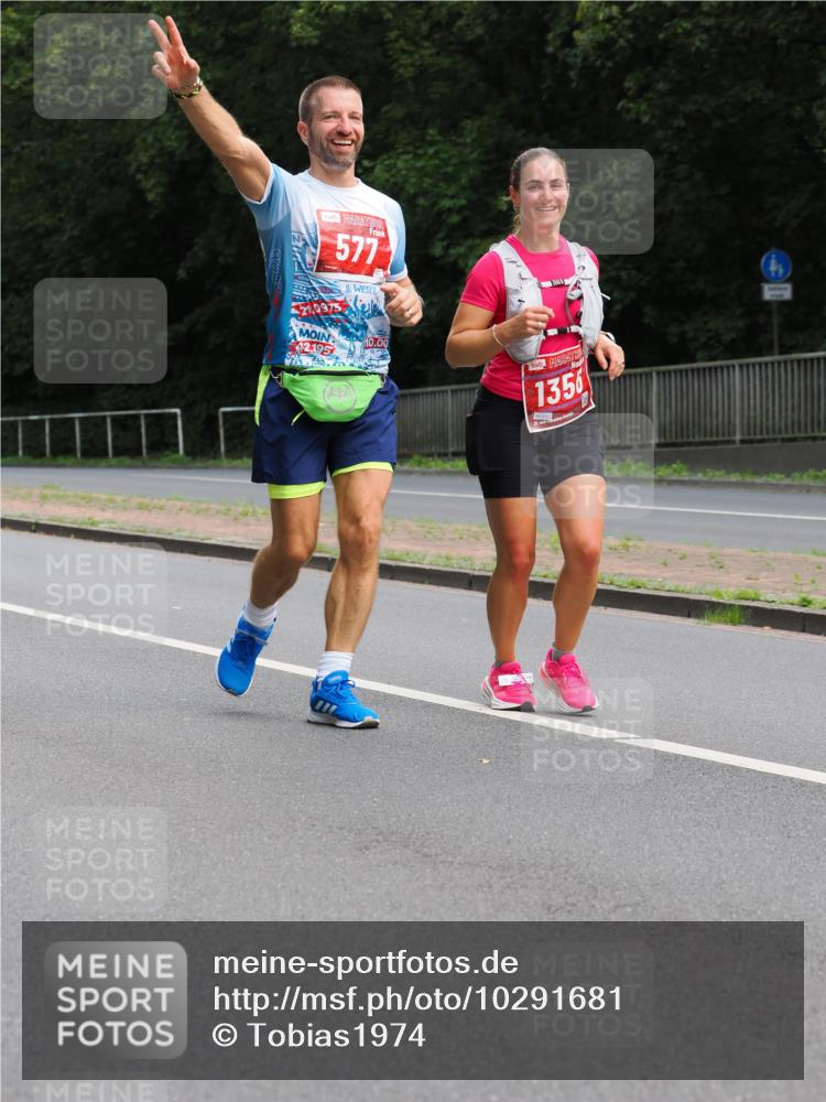 13.09.2026 - 21. swb-Marathon Bremen TobiasT http://msf.ph/oto/10291681 13.09.2026 12:36:39 Laufen 577, 21, 0975, 42, 195, 10, 00, 1356 meine-sportfotos.de
