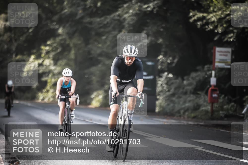 13.09.2026 - Stadtparktriathlon H.Heesch http://msf.ph/oto/10291703 13.09.2026 11:25:43 Radfahren 593, 603, 625, 801, 810 meine-sportfotos.de