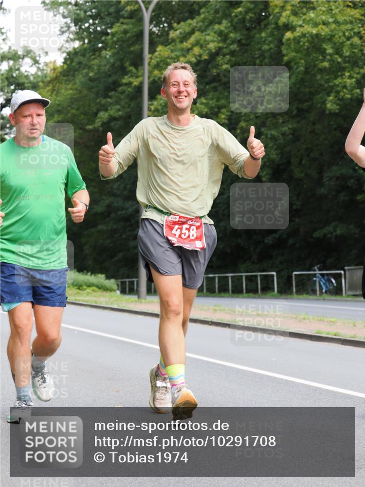 13.09.2026 - 21. swb-Marathon Bremen TobiasT http://msf.ph/oto/10291708 13.09.2026 12:36:42 Laufen 458 meine-sportfotos.de