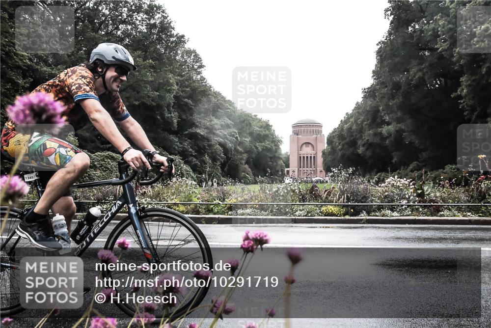 13.09.2026 - Stadtparktriathlon H.Heesch http://msf.ph/oto/10291719 13.09.2026 13:10:00 Radfahren 1232, 1325, 1349 meine-sportfotos.de