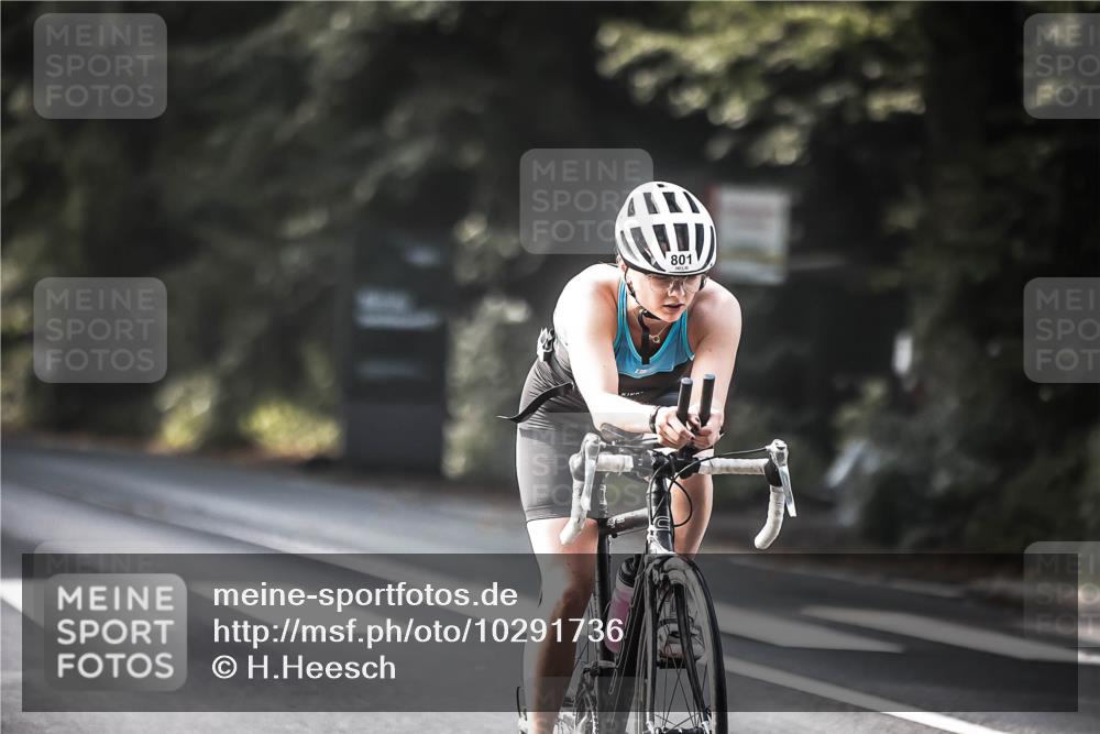13.09.2026 - Stadtparktriathlon H.Heesch http://msf.ph/oto/10291736 13.09.2026 11:25:44 Radfahren 593, 603, 625, 801, 810 meine-sportfotos.de
