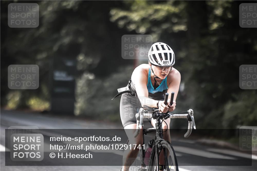 13.09.2026 - Stadtparktriathlon H.Heesch http://msf.ph/oto/10291741 13.09.2026 11:25:45 Radfahren 593, 603, 801, 810, 814 meine-sportfotos.de