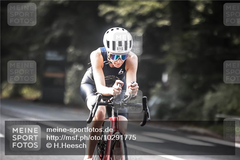 13.09.2026 - Stadtparktriathlon H.Heesch http://msf.ph/oto/10291775 13.09.2026 11:25:47 Radfahren 603, 801, 810, 814 meine-sportfotos.de