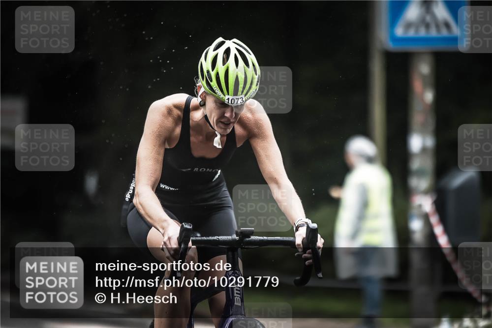 13.09.2026 - Stadtparktriathlon H.Heesch http://msf.ph/oto/10291779 13.09.2026 12:43:09 Radfahren 1073, 1178, 1301, 1303 meine-sportfotos.de