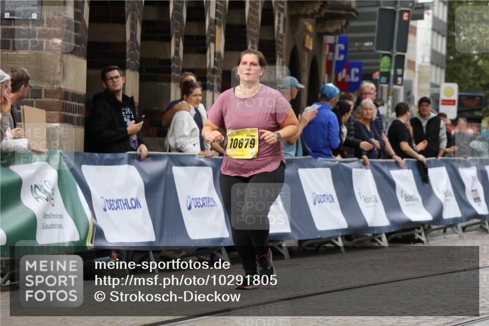 13.09.2026 - 21. swb-Marathon Bremen Strokosch-Dieckow http://msf.ph/oto/10291805 13.09.2026 11:16:52 Ziel 10242, 11274, 12057, 12102, 12158, 10295, 10335, 10999, 11355, 11461, 11653, 12287 meine-sportfotos.de