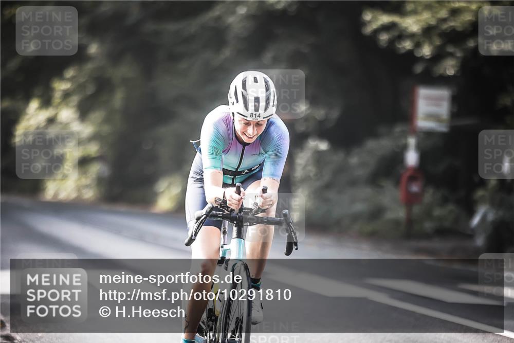13.09.2026 - Stadtparktriathlon H.Heesch http://msf.ph/oto/10291810 13.09.2026 11:25:51 Radfahren 810, 814 meine-sportfotos.de