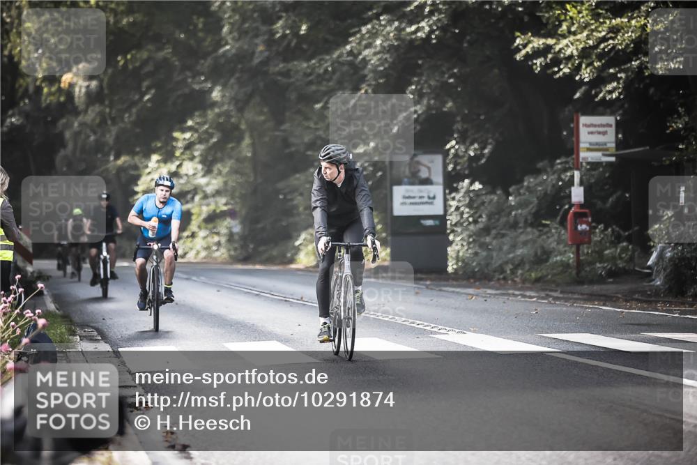 13.09.2026 - Stadtparktriathlon H.Heesch http://msf.ph/oto/10291874 13.09.2026 11:26:02 Radfahren 598, 616, 697, 1797, 1798 meine-sportfotos.de
