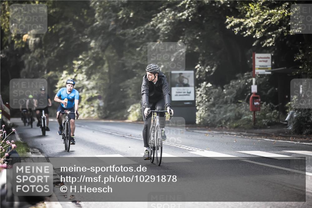 13.09.2026 - Stadtparktriathlon H.Heesch http://msf.ph/oto/10291878 13.09.2026 11:26:02 Radfahren 598, 616, 697, 1797, 1798 meine-sportfotos.de