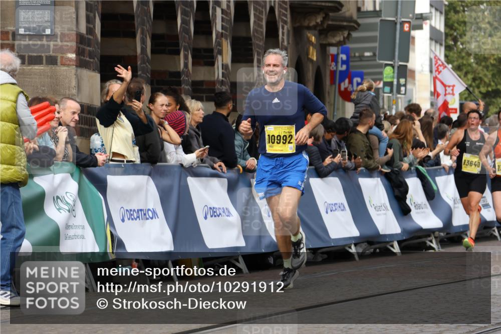13.09.2026 - 21. swb-Marathon Bremen Strokosch-Dieckow http://msf.ph/oto/10291912 13.09.2026 10:46:15 Ziel 10436, 11015, 11279, 11762, 11956, 12033, 12069, 12556, 12557, 13529, 13595, 13612, 10228, 11110, 11287, 11356, 11926 meine-sportfotos.de