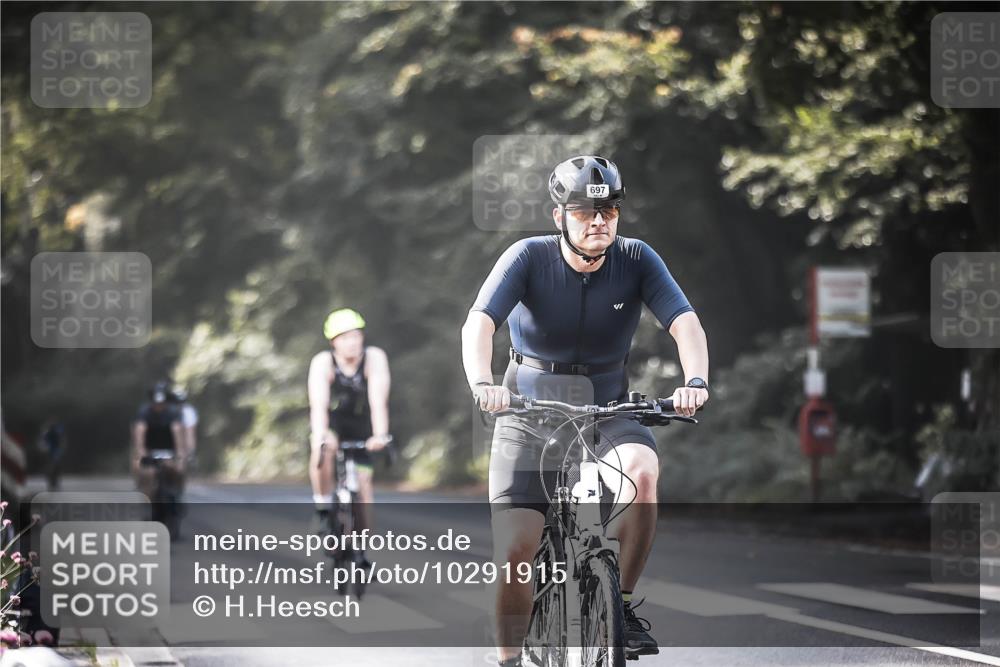 13.09.2026 - Stadtparktriathlon H.Heesch http://msf.ph/oto/10291915 13.09.2026 11:26:07 Radfahren 616, 626, 629, 697, 1797, 1798 meine-sportfotos.de