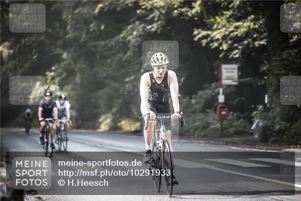 13.09.2026 - Stadtparktriathlon H.Heesch http://msf.ph/oto/10291933 13.09.2026 11:26:08 Radfahren 616, 626, 629, 688, 697, 1797, 1798 meine-sportfotos.de