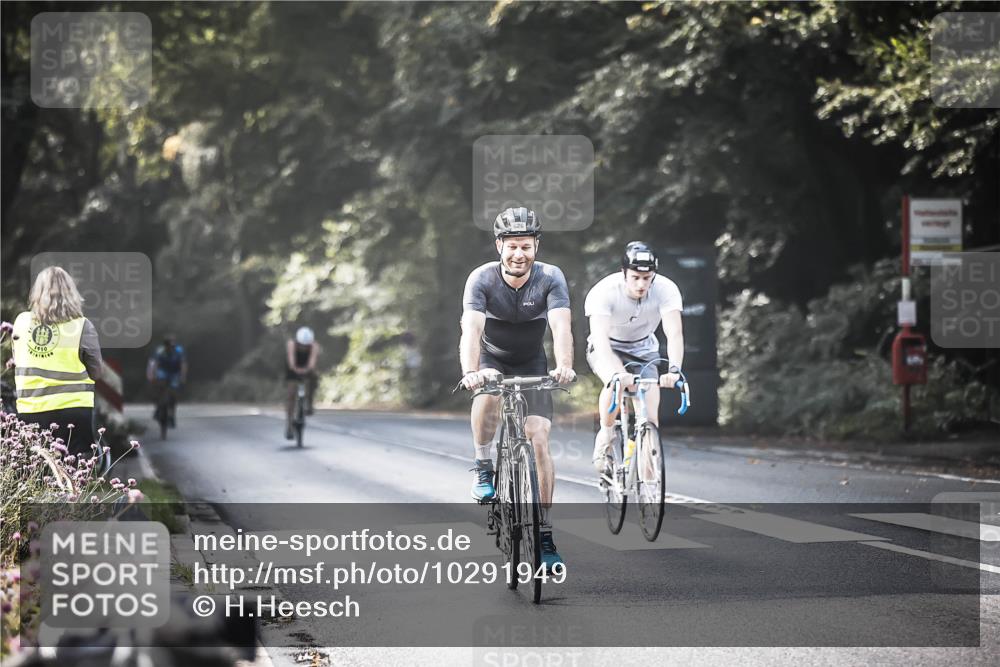 13.09.2026 - Stadtparktriathlon H.Heesch http://msf.ph/oto/10291949 13.09.2026 11:26:10 Radfahren 616, 626, 629, 688, 697, 703, 1798 meine-sportfotos.de