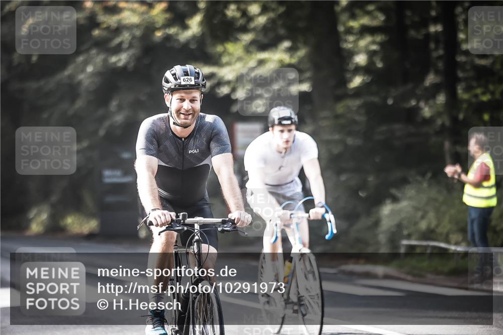 13.09.2026 - Stadtparktriathlon H.Heesch http://msf.ph/oto/10291973 13.09.2026 11:26:11 Radfahren 616, 626, 629, 688, 697, 703, 1798 meine-sportfotos.de