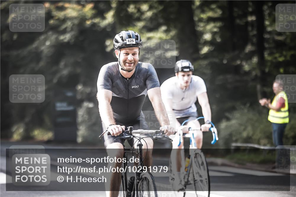 13.09.2026 - Stadtparktriathlon H.Heesch http://msf.ph/oto/10291979 13.09.2026 11:26:11 Radfahren 616, 626, 629, 688, 697, 703, 1798 meine-sportfotos.de