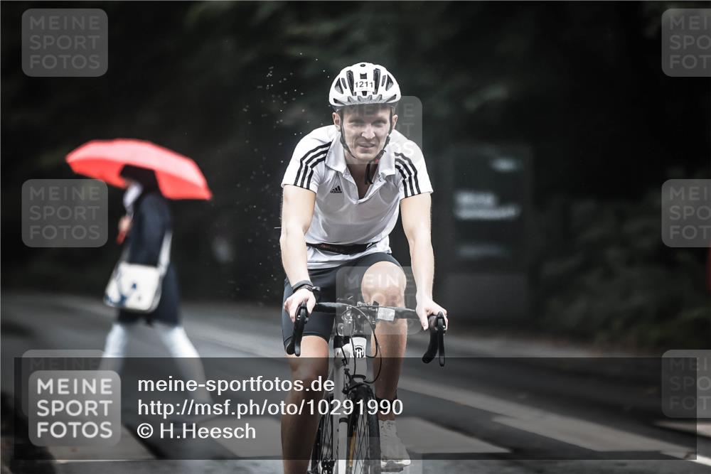13.09.2026 - Stadtparktriathlon H.Heesch http://msf.ph/oto/10291990 13.09.2026 12:43:31 Radfahren 1104, 1113, 1132, 1199, 1211 meine-sportfotos.de