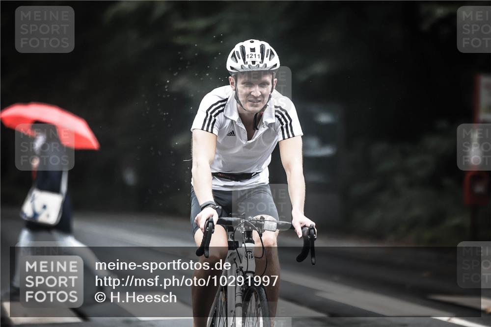 13.09.2026 - Stadtparktriathlon H.Heesch http://msf.ph/oto/10291997 13.09.2026 12:43:31 Radfahren 1104, 1113, 1132, 1199, 1211 meine-sportfotos.de