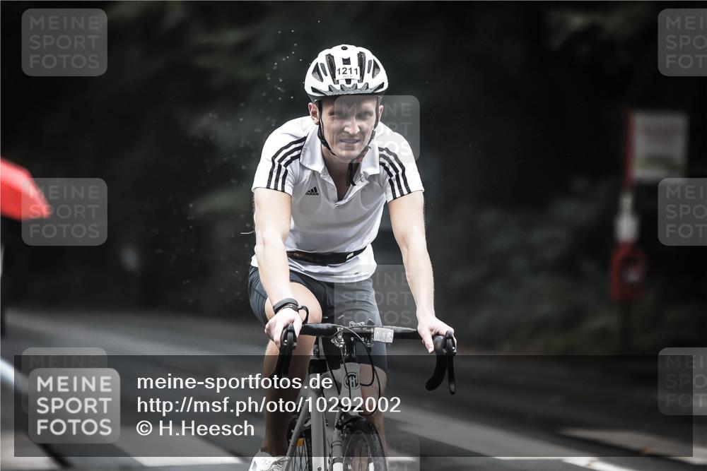 13.09.2026 - Stadtparktriathlon H.Heesch http://msf.ph/oto/10292002 13.09.2026 12:43:31 Radfahren 1104, 1113, 1132, 1199, 1211 meine-sportfotos.de