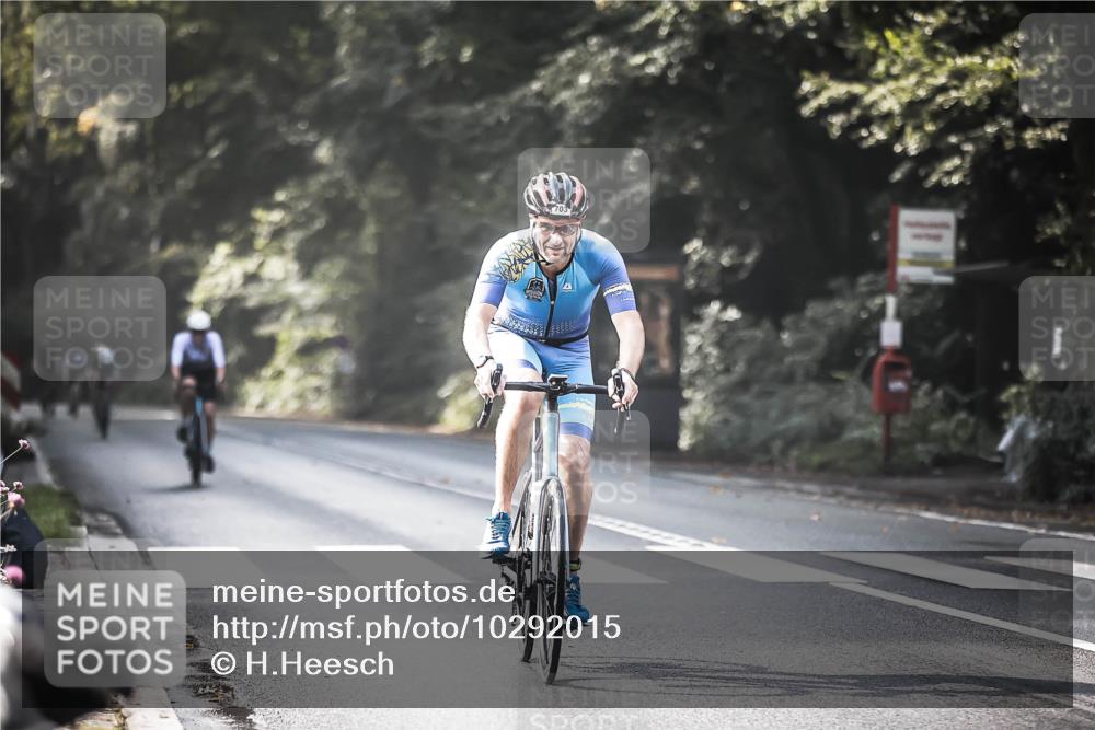 13.09.2026 - Stadtparktriathlon H.Heesch http://msf.ph/oto/10292015 13.09.2026 11:26:16 Radfahren 626, 629, 688, 703, 792 meine-sportfotos.de