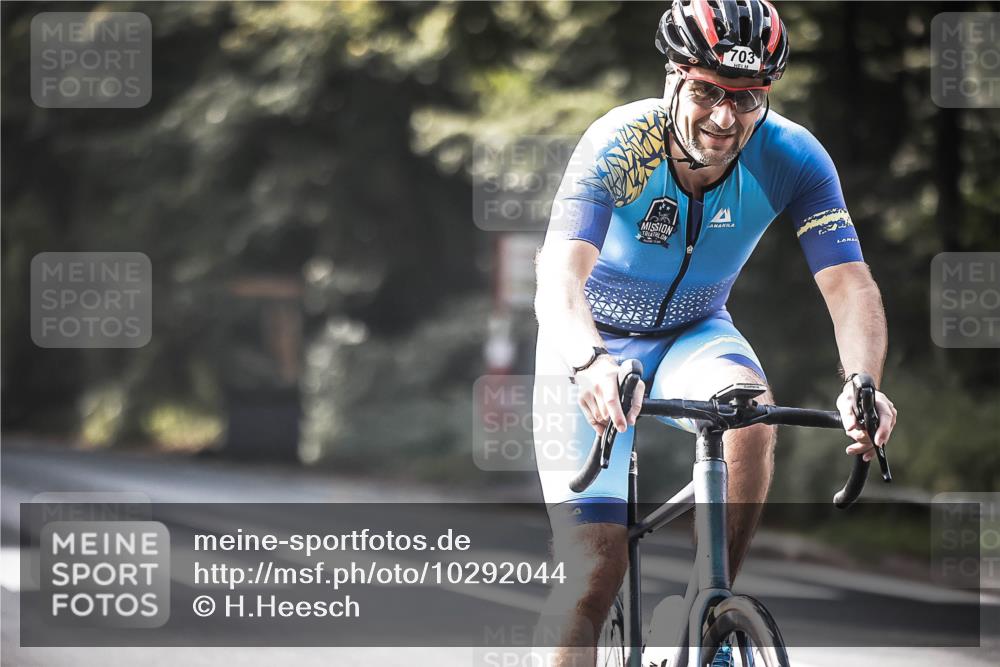 13.09.2026 - Stadtparktriathlon H.Heesch http://msf.ph/oto/10292044 13.09.2026 11:26:17 Radfahren 626, 629, 688, 703, 792, 820 meine-sportfotos.de