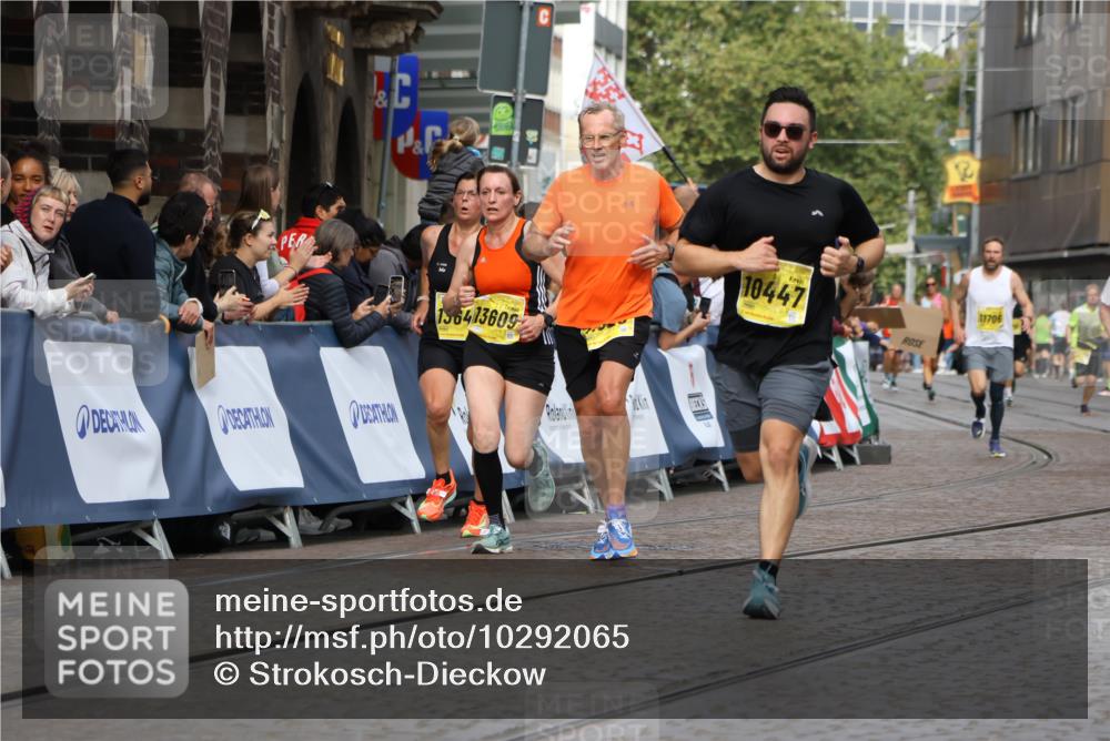 13.09.2026 - 21. swb-Marathon Bremen Strokosch-Dieckow http://msf.ph/oto/10292065 13.09.2026 10:46:17 Ziel 10436, 11015, 11762, 11956, 12033, 12069, 12556, 12557, 13529, 13612, 10228, 10897, 11110, 11287, 11356 meine-sportfotos.de
