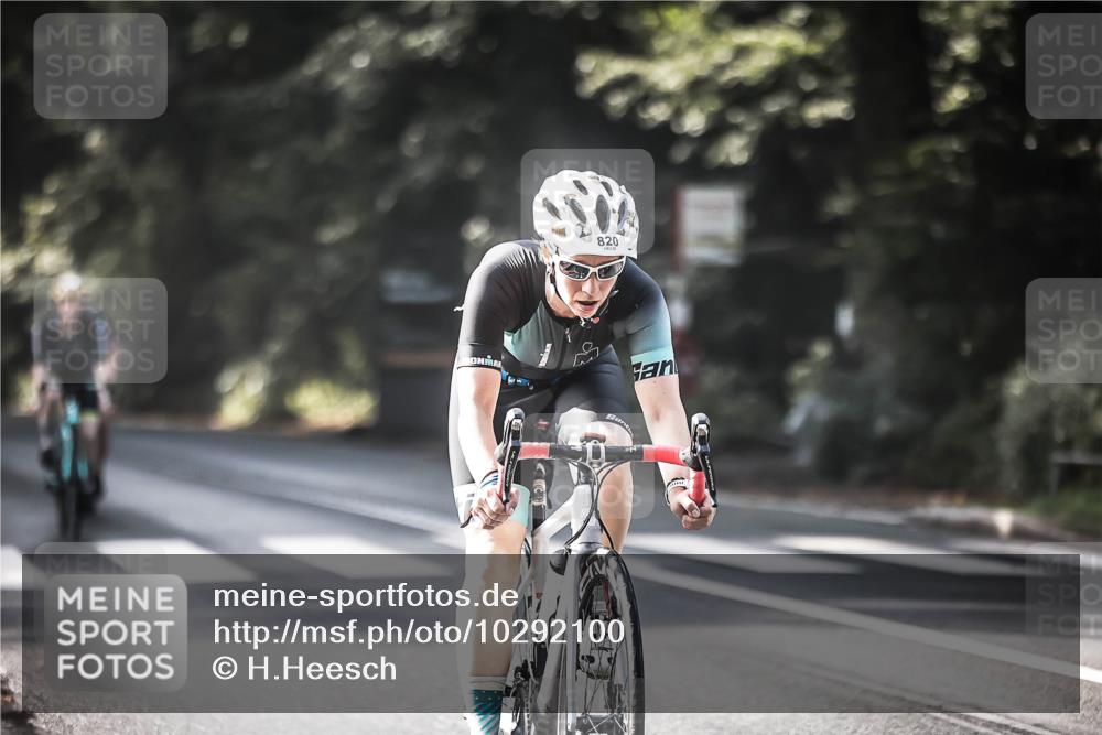 13.09.2026 - Stadtparktriathlon H.Heesch http://msf.ph/oto/10292100 13.09.2026 11:26:23 Radfahren 660, 730, 746, 792, 820, 821 meine-sportfotos.de
