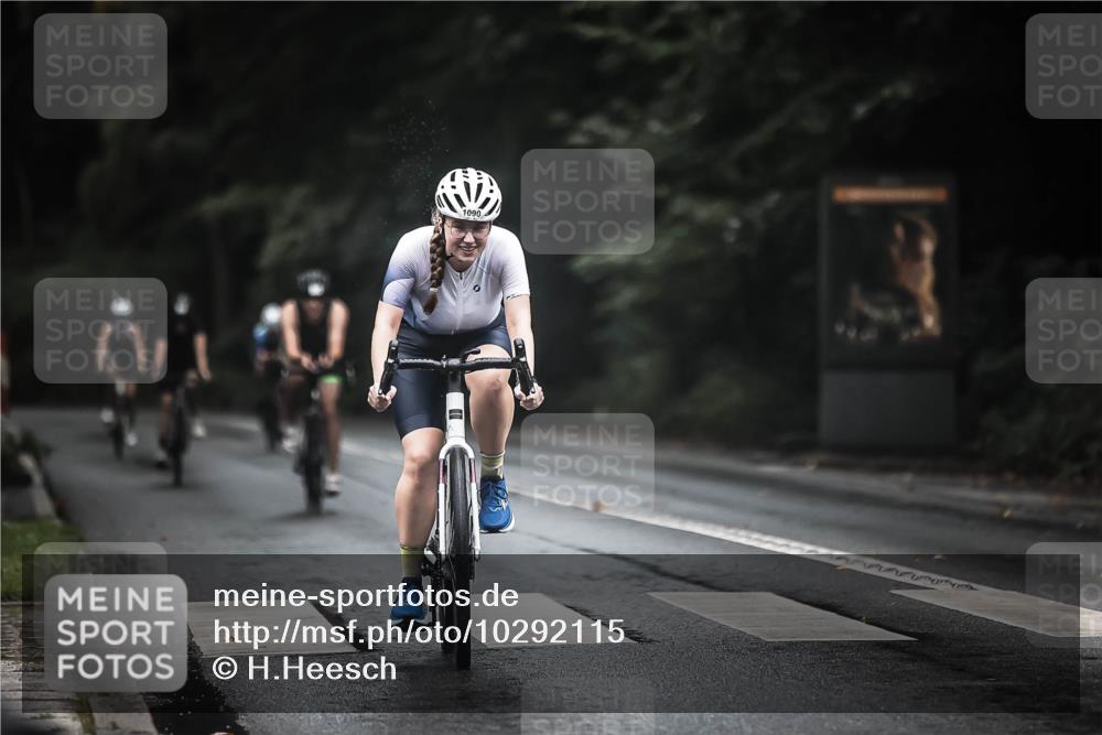 13.09.2026 - Stadtparktriathlon H.Heesch http://msf.ph/oto/10292115 13.09.2026 12:43:50 Radfahren 1090, 1181, 1209, 1220, 1277, 1295 meine-sportfotos.de